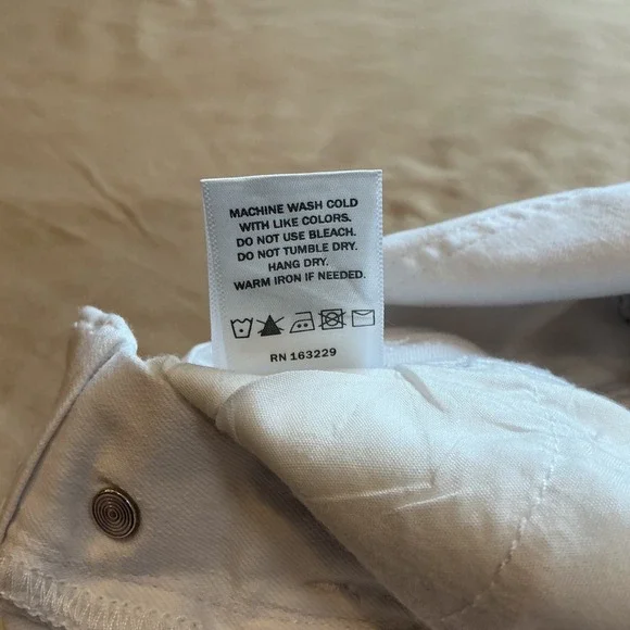 Pink Lily Womens White Jean Shorts Overalls Raw Hem Rolled Cuff‎ Size Medium - Picture 11 of 11